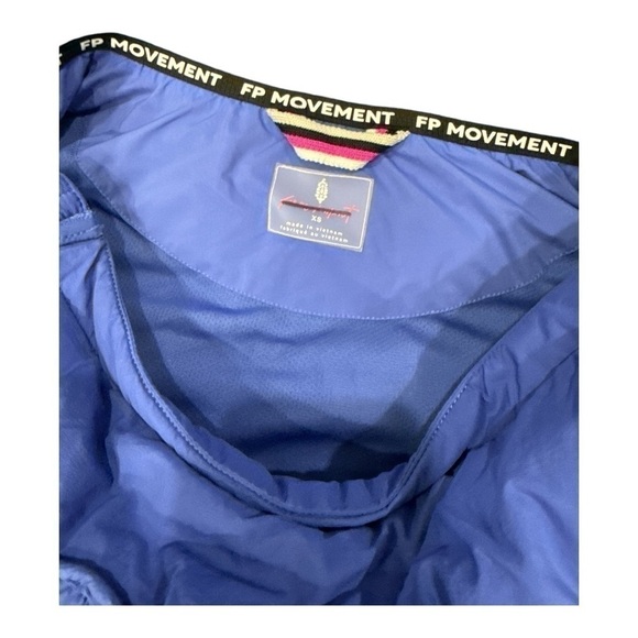 FP Movement Shred-It 5-in-1 Hooded Jacket in Sapphire, Size XS newer worn - Picture 8 of 13